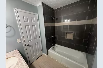 2990 Mountain Trace NE, Roswell, GA 30075 - Photo 10