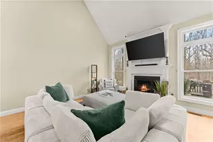 318 Waterford Cir, Cornelia, GA 30531 - Photo 12