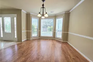 830 Meadowsong Cir, Lawrenceville, GA 30043 - Photo 2