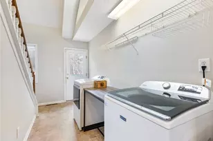 6650 Lake Run Dr, Flowery Branch, GA 30542 - Photo 40