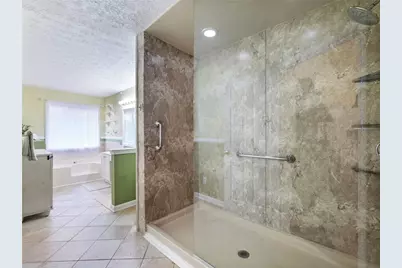 6650 Lake Run Drive, Flowery Branch, GA 30542 - Photo 6