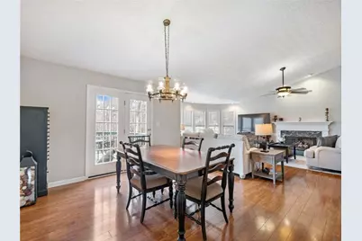 6650 Lake Run Drive, Flowery Branch, GA 30542 - Photo 4