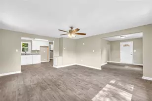 266 Randall St, Lavonia, GA 30553 - Photo 12