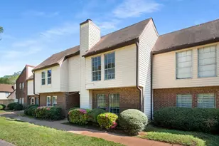 3254 Strawberry Ln, Decatur, GA 30034 - Photo 4