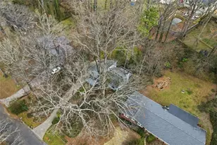 2490 Stoney Brook Ln NE, Marietta, GA 30062 - Photo 40