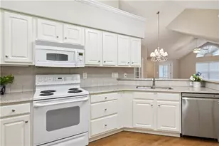 1101 Sweet Apple Cir, Alpharetta, GA 30004 - Photo 32