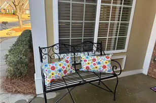 1101 Sweet Apple Cir, Alpharetta, GA 30004 - Photo 4