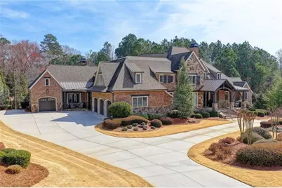 989 Crescent River Pass, Suwanee, GA 30024 - Photo 2