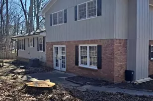 3717 Leisure Ct, Buford, GA 30519 - Photo 2