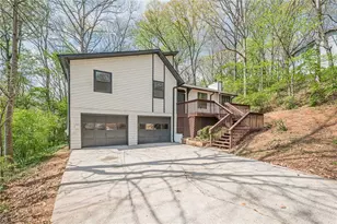 221 Little Brook Ln, Woodstock, GA 30188 - Photo 2