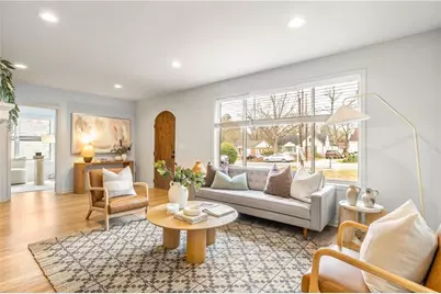 1377 Martin Luther King Jr Drive SW, Atlanta, GA 30314 - Photo 6