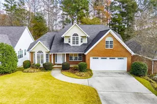 128 Manor Way, Carrollton, GA 30117 - Photo 2