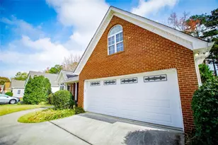 128 Manor Way, Carrollton, GA 30117 - Photo 6