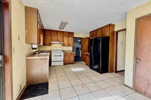 5615 Pennybrook Ct, Stone Mountain, GA 30087 - Photo 6