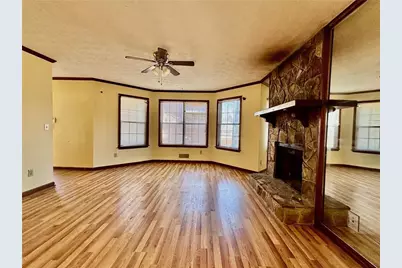 5615 Pennybrook Court, Stone Mountain, GA 30087 - Photo 4