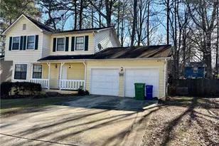 5615 Pennybrook Ct, Stone Mountain, GA 30087 - Photo 2