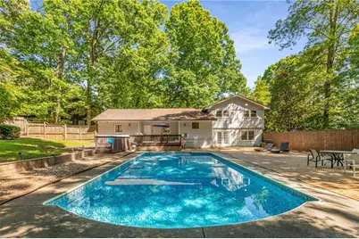 3307 Pointe Bleue Ct, Decatur, GA 30034 - Photo 2