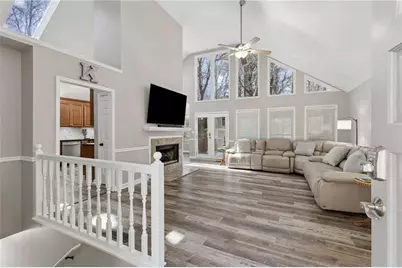 4832 Shallow Creek Drive NW, Kennesaw, GA 30144 - Photo 4