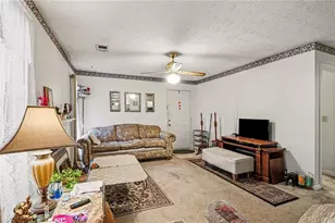 625 Windchase Ln, Stone Mountain, GA 30083 - Photo 6