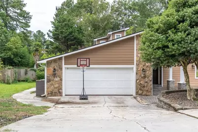 1050 Terramont Drive, Roswell, GA 30076 - Photo 4