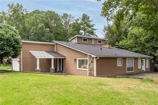 1050 Terramont Dr, Roswell, GA 30076 - Photo 2