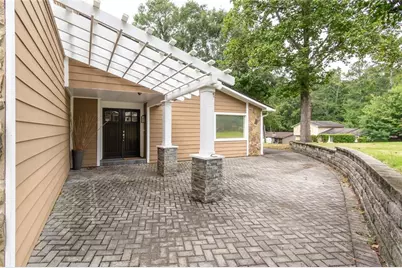1050 Terramont Drive, Roswell, GA 30076 - Photo 1