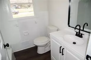 3985 Lindsey Dr, Decatur, GA 30035 - Photo 10