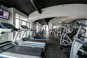 250 Pharr Rd NE, Atlanta, GA 30305 - Photo 10