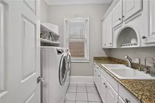 3610 Mansions Pkwy, Berkeley Lake, GA 30096 - Photo 18