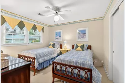 5370 Grenoble Court, Dunwoody, GA 30360 - Photo 18