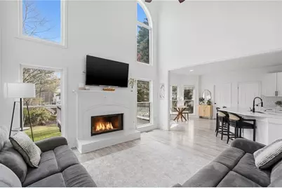 167 Laurel Way, Woodstock, GA 30188 - Photo 4