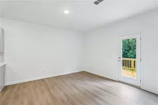 5360 Heron Bay Blvd, Locust Grove, GA 30248 - Photo 10
