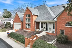 425 North Ave, Gainesville, GA 30501 - Photo 2