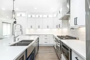 4056 Ashford Dunwoody Rd NE, Brookhaven, GA 30319 - Photo 22