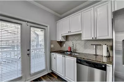 1169 Liberty Parkway NW, Atlanta, GA 30318 - Photo 20