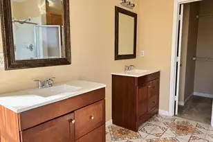 3319 Vintage Pointe Ct, Lawrenceville, GA 30044 - Photo 2