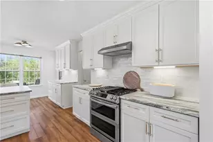 6410 Glen Brooke Dr, Cumming, GA 30028 - Photo 10