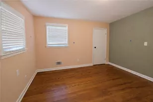2725 Rollingwood Ln SE, Atlanta, GA 30316 - Photo 18