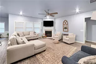 115 Creekside Bluff Way, Auburn, GA 30011 - Photo 8