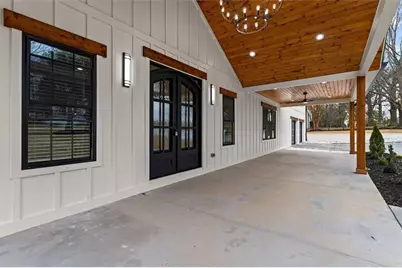 11505 Elkins Road, Roswell, GA 30076 - Photo 10