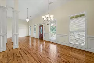 2597 Misty Rose Ln, Loganville, GA 30052 - Photo 2