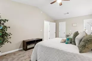 6035 Creekford Dr, Lithonia, GA 30058 - Photo 14