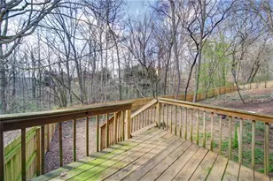 1657 Cedar Bluff Way, Marietta, GA 30062 - Photo 18