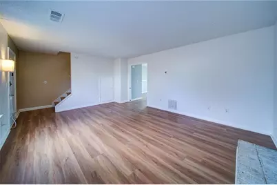 1657 Cedar Bluff Way, Marietta, GA 30062 - Photo 2