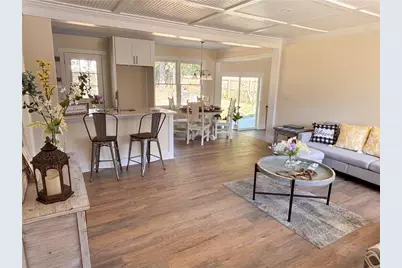 1912 Canmont Drive NE, Brookhaven, GA 30319 - Photo 8