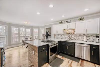 9005 Ridgestone Court, Roswell, GA 30076 - Photo 10