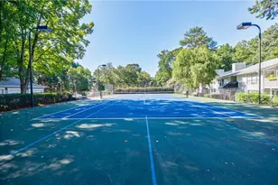 613 Summit N Dr NE, Atlanta, GA 30324 - Photo 38