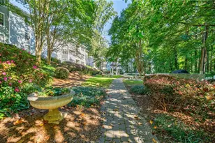 613 Summit N Dr NE, Atlanta, GA 30324 - Photo 40