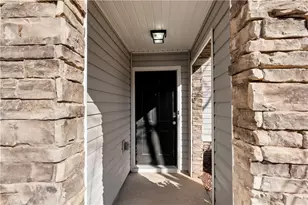 1222 W Oaks Way, Woodstock, GA 30188 - Photo 2