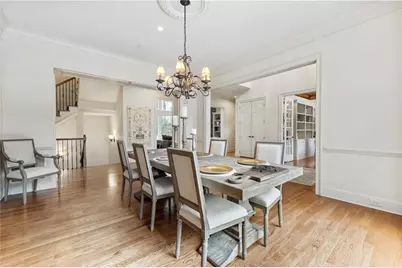 927 Buckingham Circle NW, Atlanta, GA 30327 - Photo 10